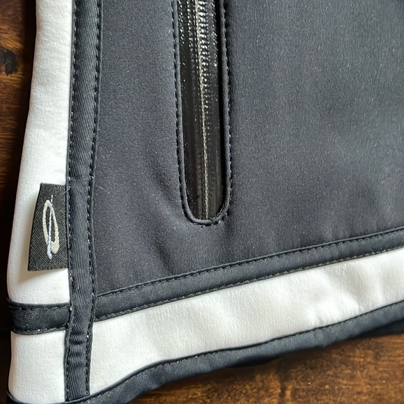 Obermeyer soft shell jacket - Picture 6 of 7